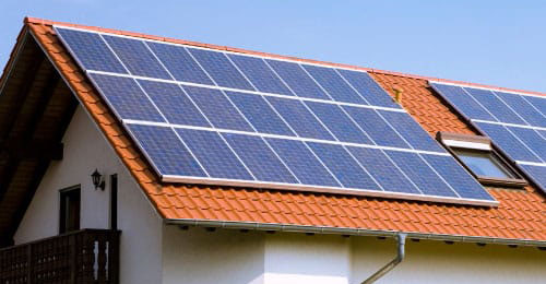 Tout savoir sur panneaux solaires et panneaux photovoltaïques dès 2025